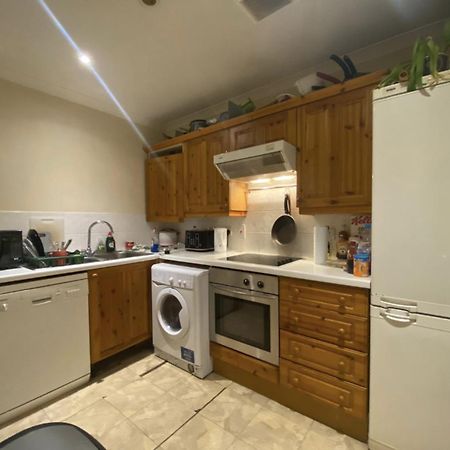 Elgin House, Poplar, London E14 Hotel ภายนอก รูปภาพ