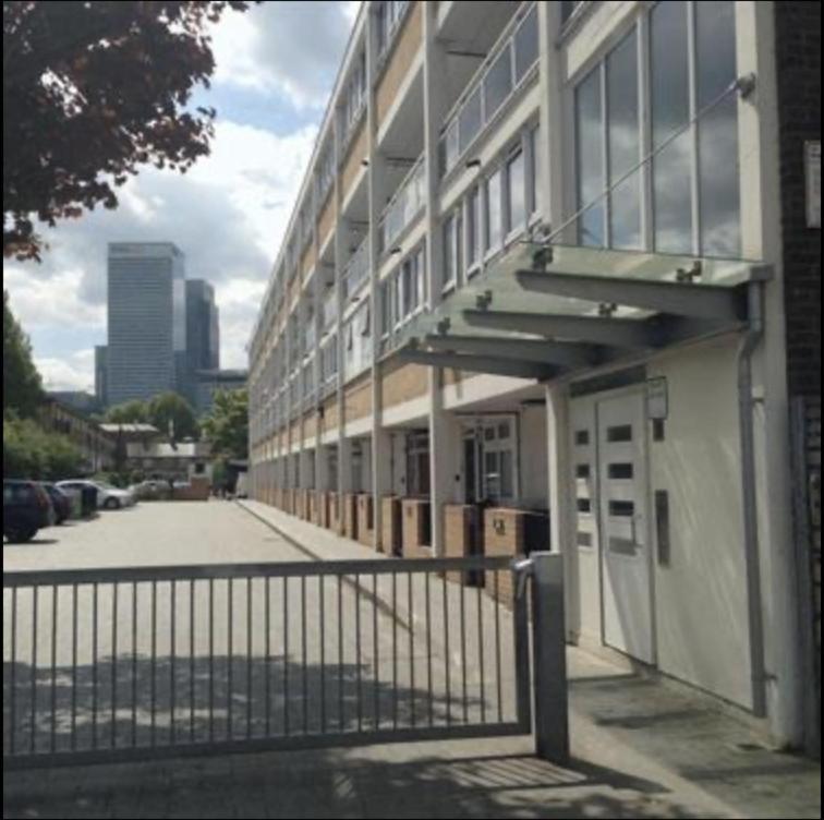 Elgin House, Poplar, London E14 Hotel ภายนอก รูปภาพ